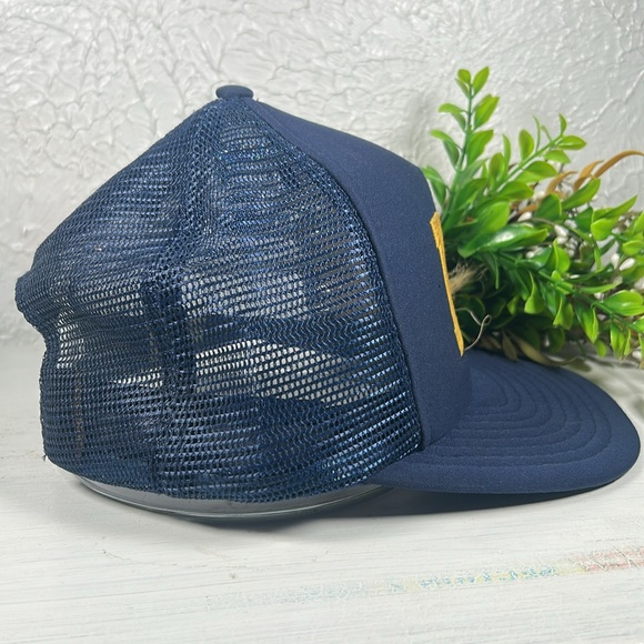 University of Michigan VTG Style Distressed logo Michigan Trucker Style Hat - Picture 4 of 10